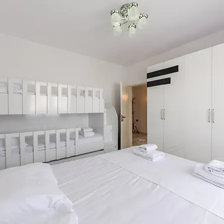 Living Modern 1br Near Center By Pikhost Apartment *